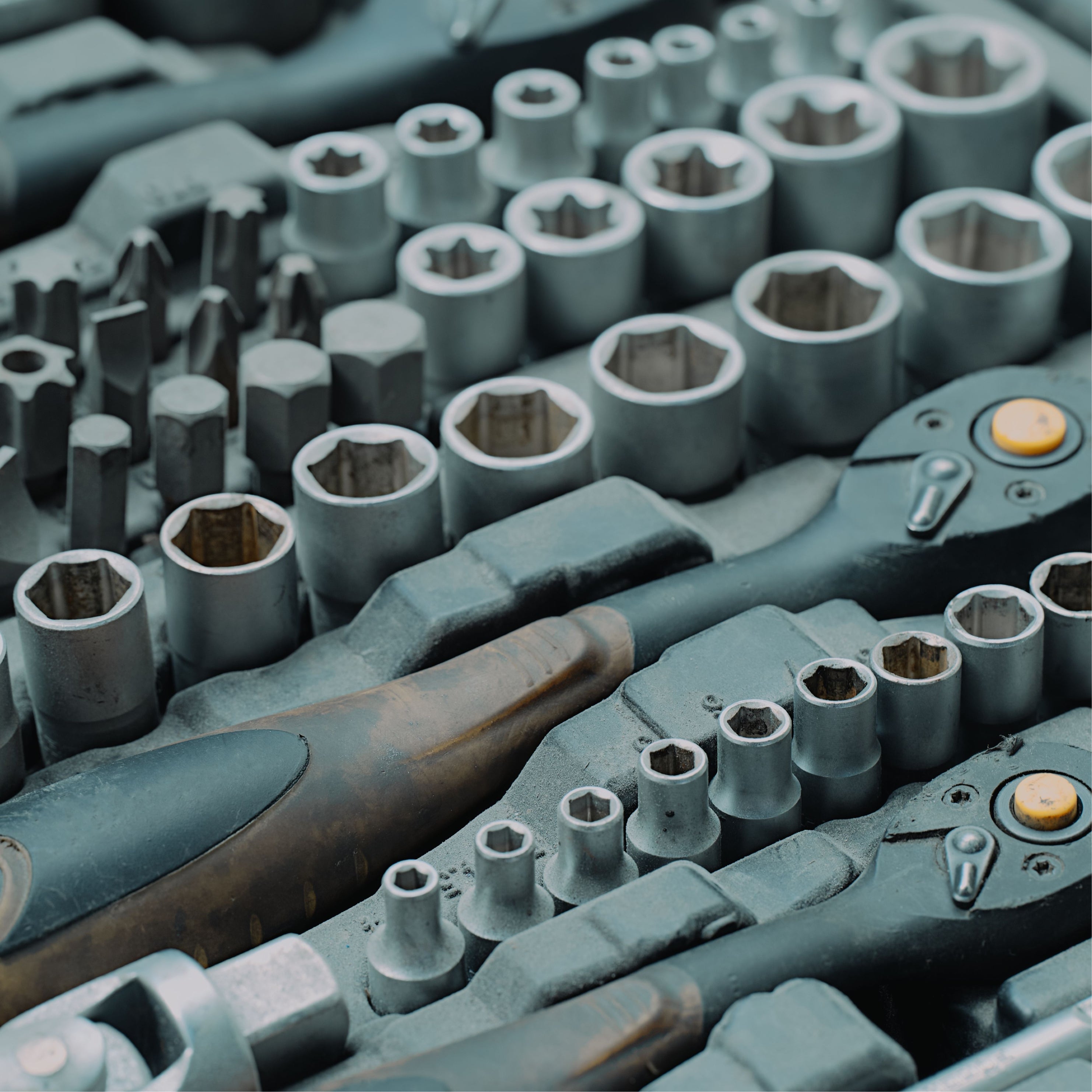 Vehicle Tools & Equipment